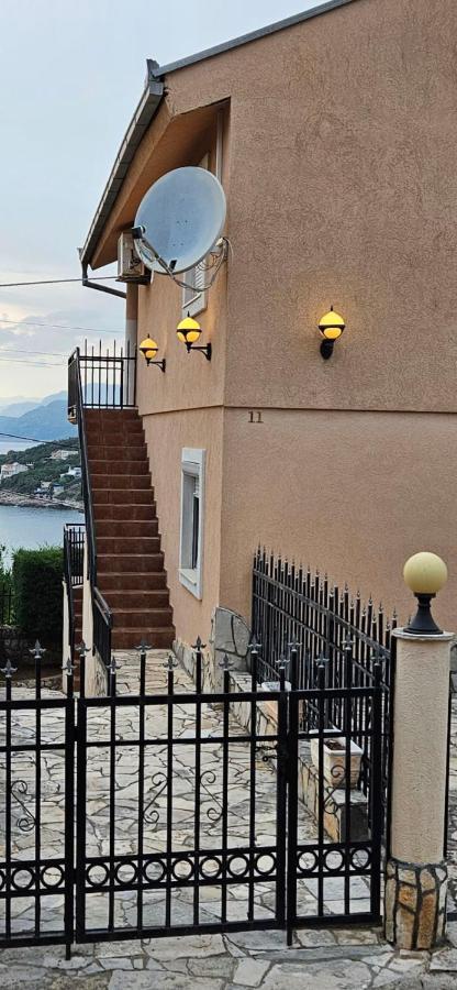 Apartmani Ljubica Utjeha Ngoại thất bức ảnh