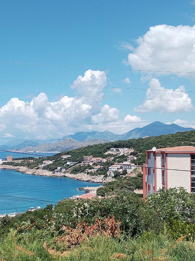 Apartmani Ljubica Utjeha Ngoại thất bức ảnh