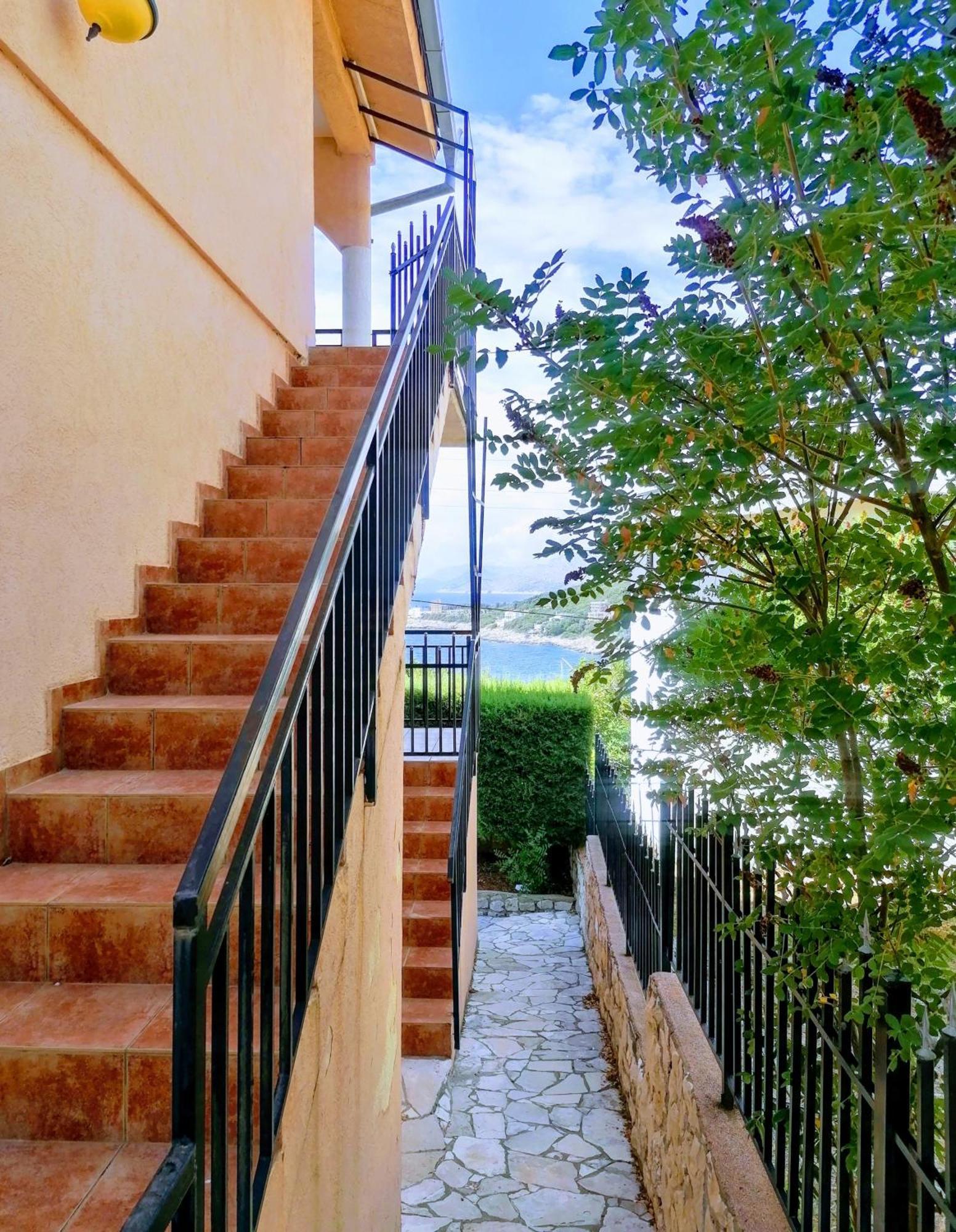 Apartmani Ljubica Utjeha Ngoại thất bức ảnh