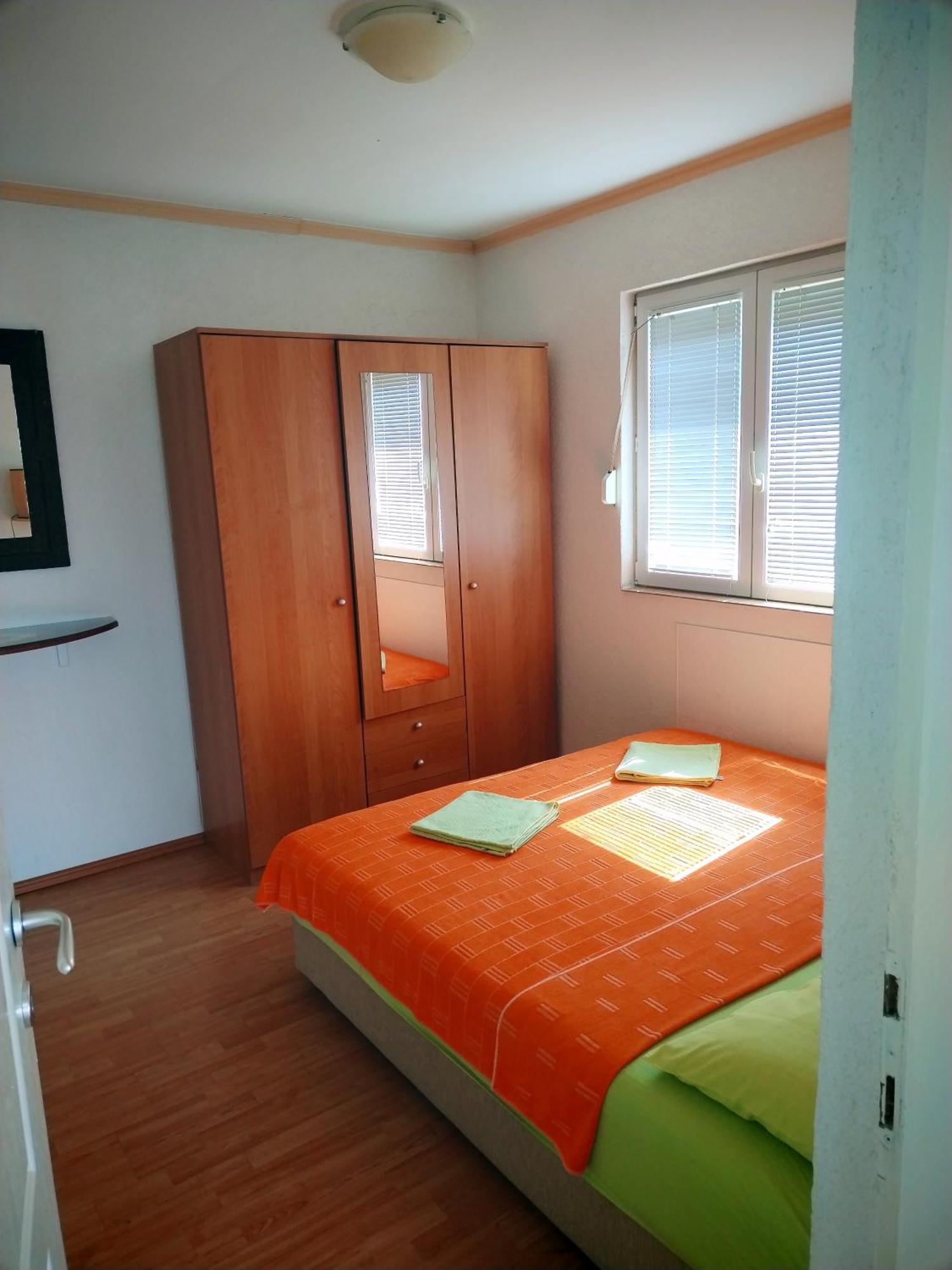 Apartmani Ljubica Utjeha Ngoại thất bức ảnh